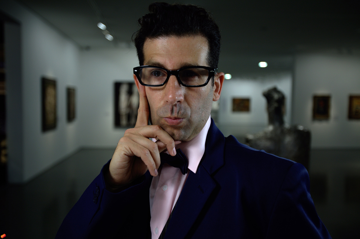 Shahar Marcus, The Curator, 2011, single channel video, 04:25 min