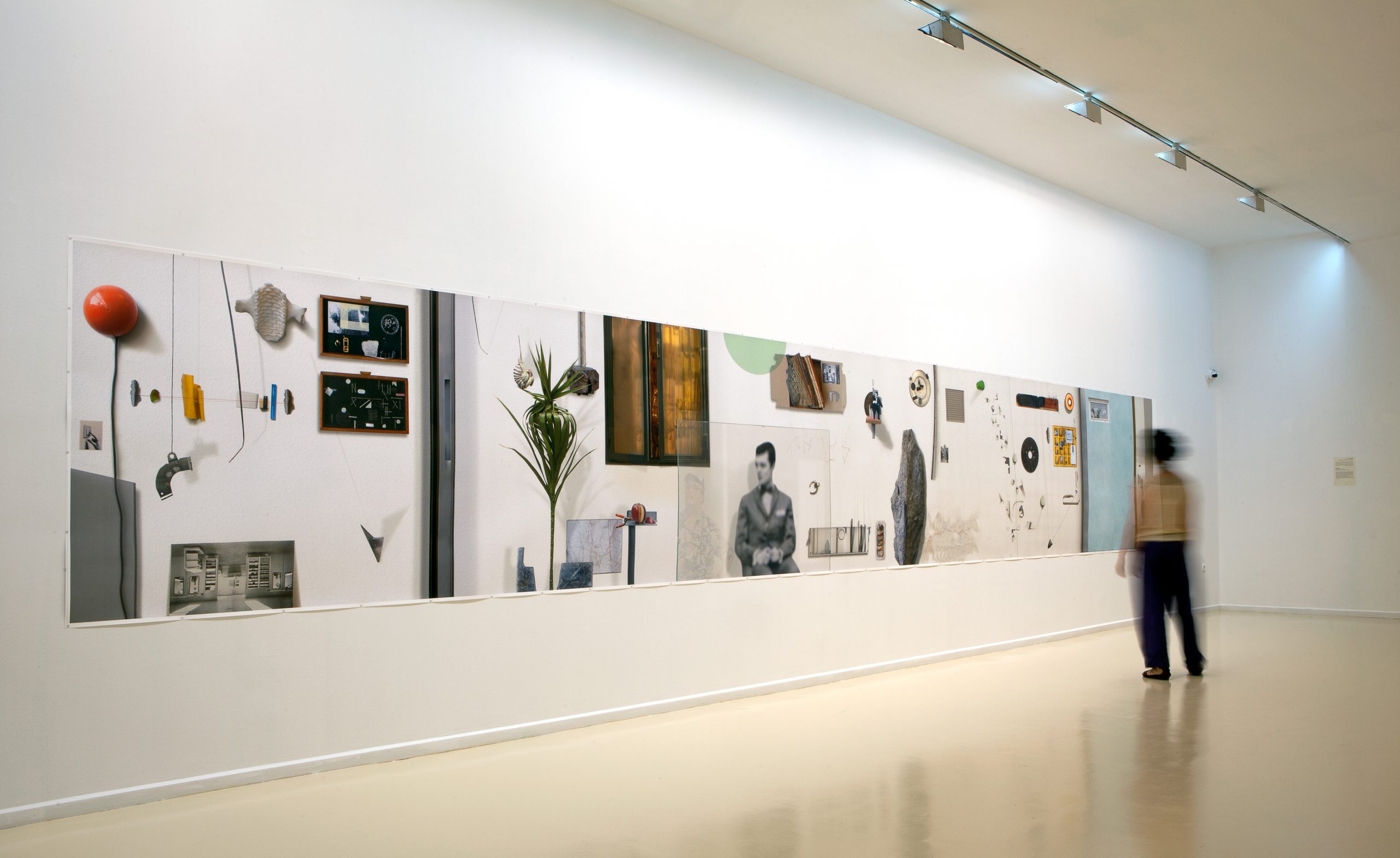 Ilit Azoulay, Room #8, installation view, Herzliya Museum of Contemporary Art, Israel, 2011