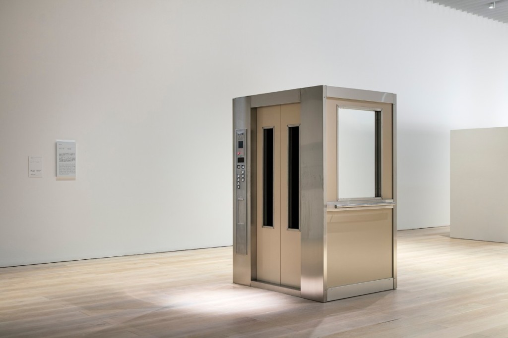 Leandro Erlich, Elevator, 1995, Installation view, Mori Art Museum, Tokyo, Japan, 2017