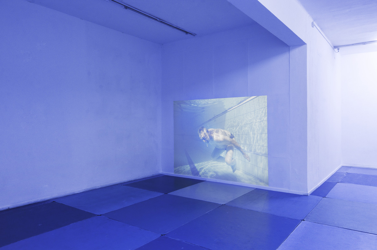 Pinhas, installation view photograph, back screening on fabric, 160x230 cm; 18 etchings, 25X20 cm each one, neon, 2015