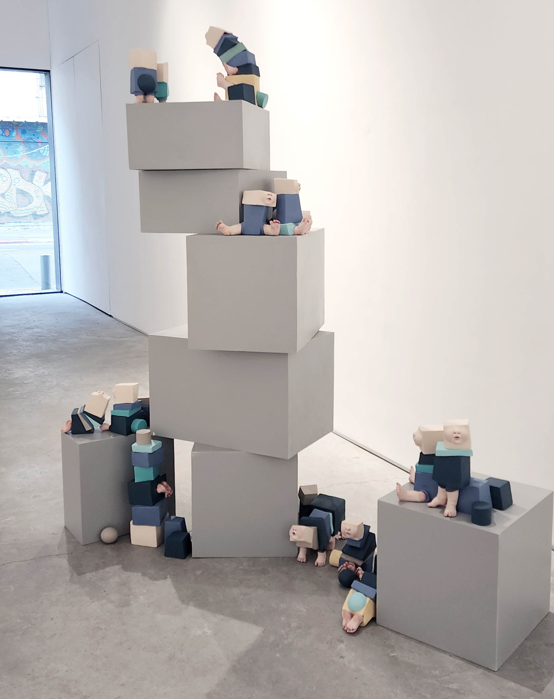 Ronit Baranga, Between Four Walls, 2022, Installation view at Braverman Gallery, Tel Aviv.